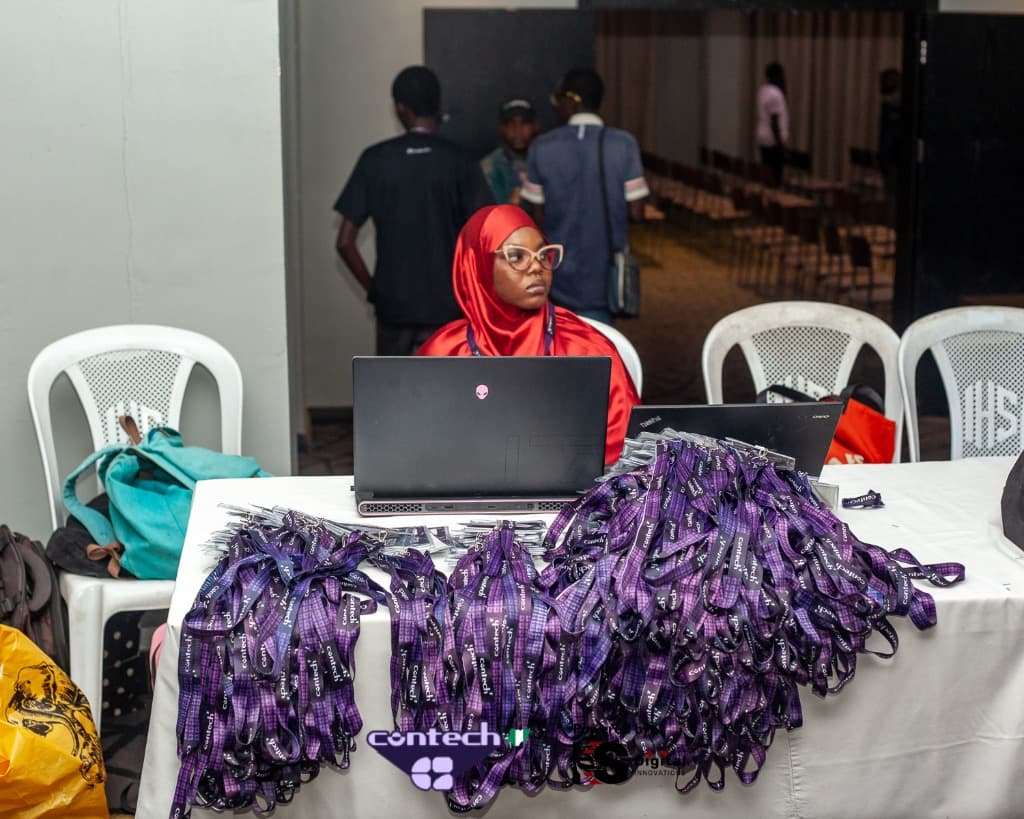 Exhibition hall showcase